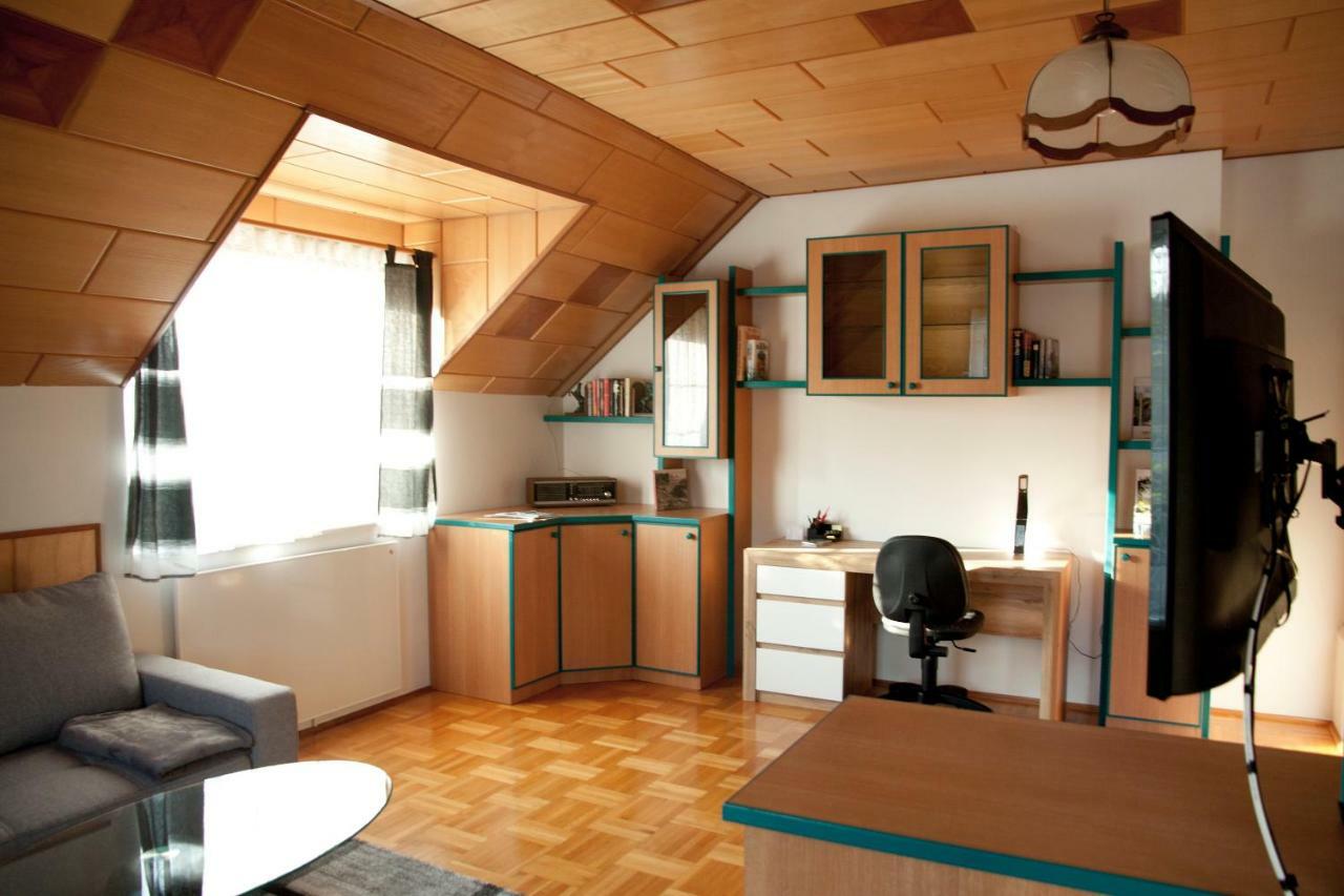 Ferienwohnung Peklar Arnfels Ngoại thất bức ảnh